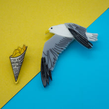 Load image into Gallery viewer, Seagull Brooch with Chips Pin Badge