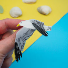 Load image into Gallery viewer, Seagull Brooch with Chips Pin Badge