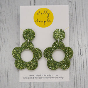 Retro Daisy Dangle Earrings- Green Glitter